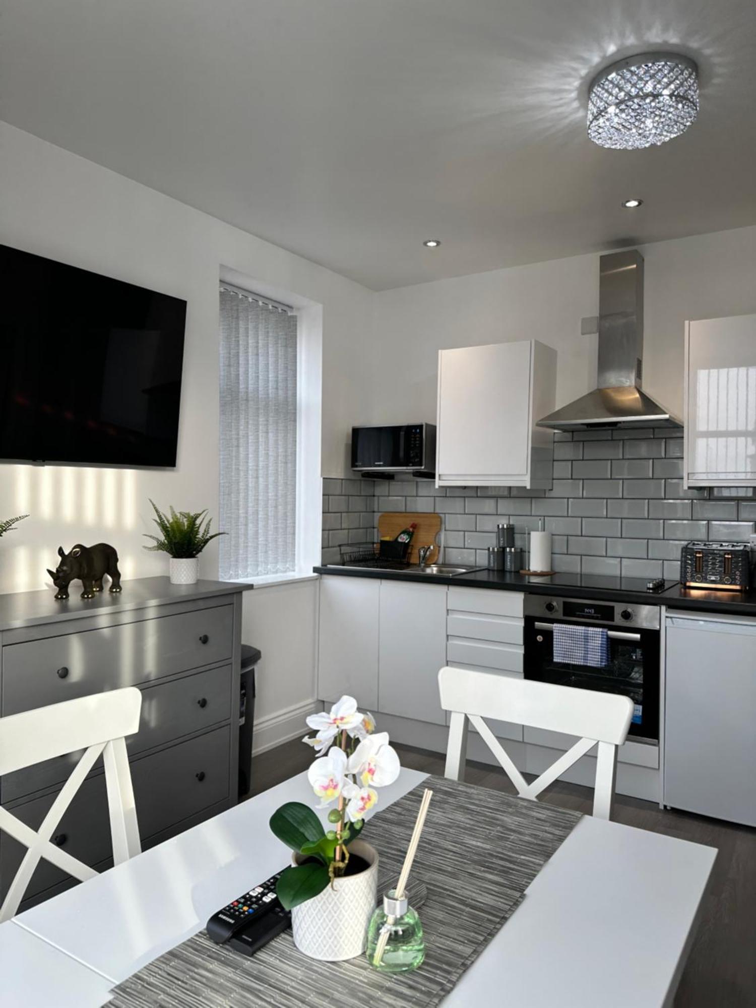 Apartment Granada Holmfield Rd *
