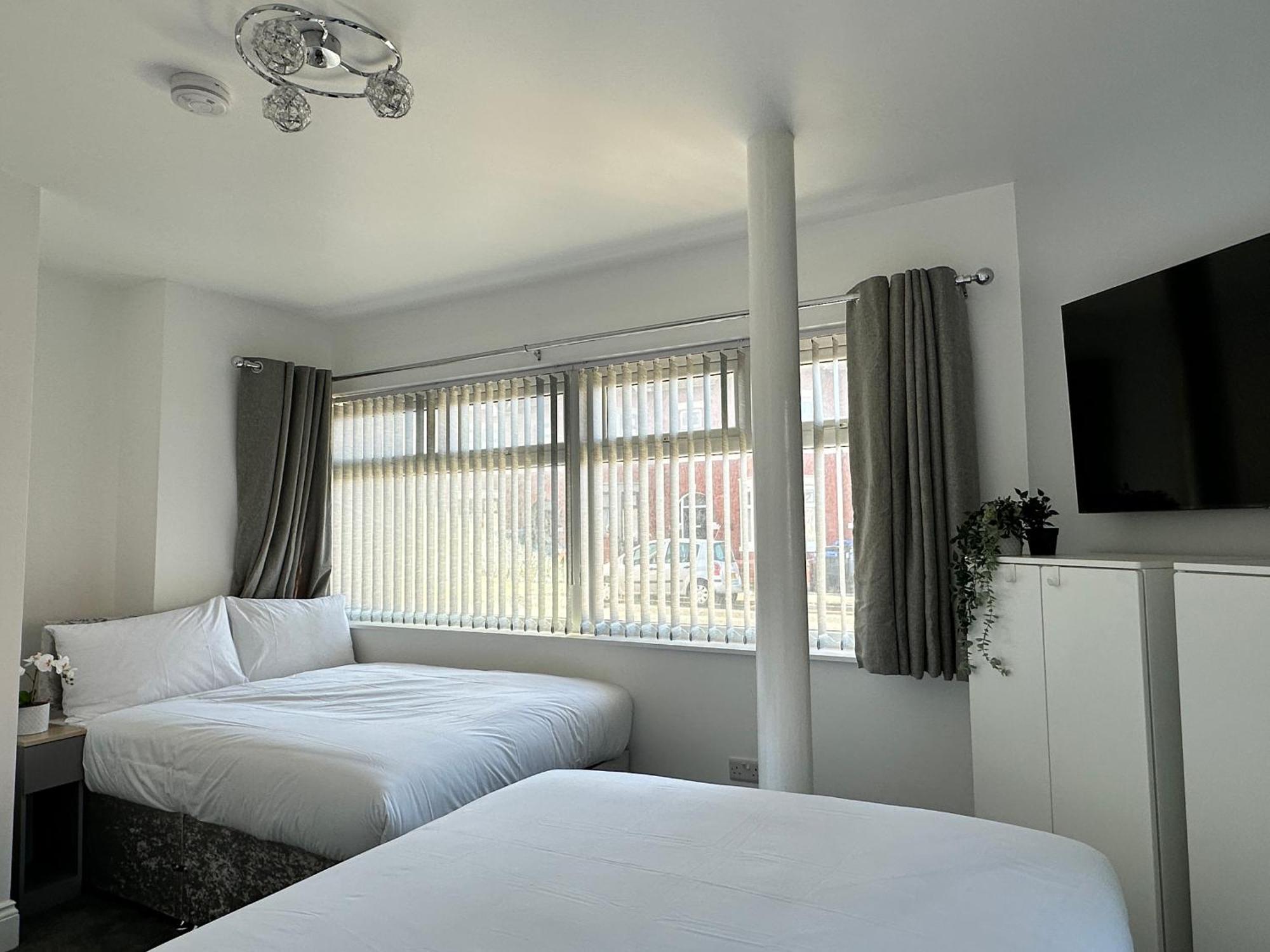 Granada Holmfield Rd Apartment